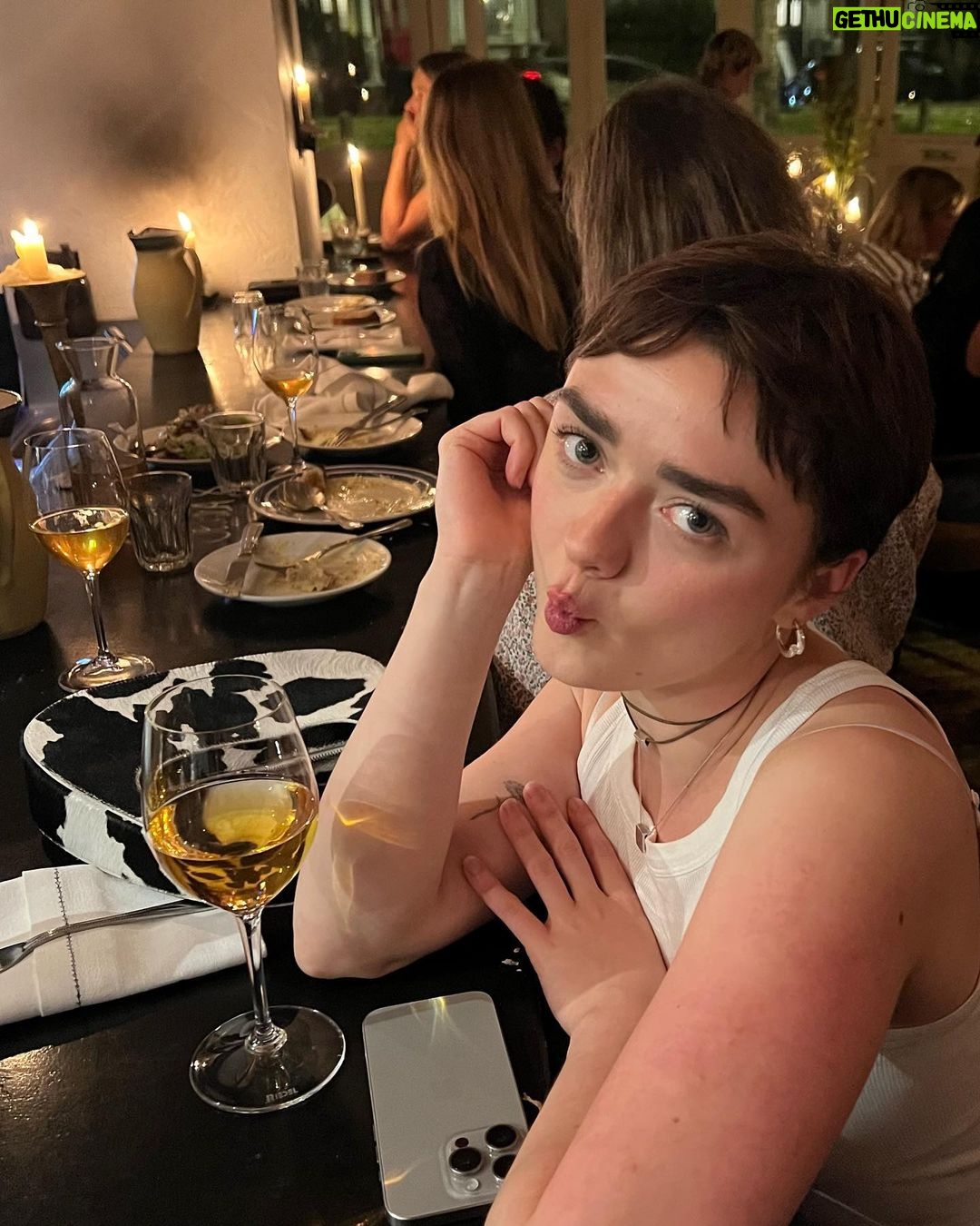 Maisie Williams Instagram - this given Friday Somewhere anywhere everywhere nowhere