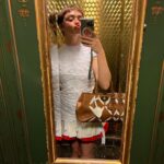 Maisie Williams Instagram - Annie Lennox, trinket knickers, paper clips, scary faces, and toast. here are some of my unimaginable looks from the week. now i shall retire from social media until Paris x Make up: @zoetaylormakeup and @barikhalique Hair: @bentalbott @claire__grech and @christophergatthair Thank you @harris_reed @maisonmargiela @harry_lambert @stefan_cooke @chopovalowena @missomalondon @mainslondon @simonerocha_ @fairmonthotels @thesavoylondon The Savoy Hotel, The Strand, London