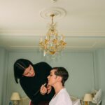 Maisie Williams Instagram - i had the pleasure of getting ready with Vogue for the Dior show and it was a beautiful day 🔮✨ this collection drew inspiration from three women who meant so much to Christian Dior: Edith Piaf, Juliette Gréco, and his sister, who I will be portraying in “The New Look”, Catherine Dior. the show was exquisite, it was a wonderful, powerful moment hearing Edith Piaf’s voice echo across the audience, thank you for having me 🤍 @dior @diorbeauty @voguemagazine @chrisjallaire @mariagraziachiuri #Diorfw23 Le Bristol
