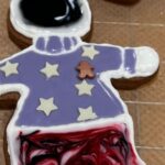Maisie Williams Instagram - doing christmas 👩🏻‍🚀🧡🎄 OUTER SPACE