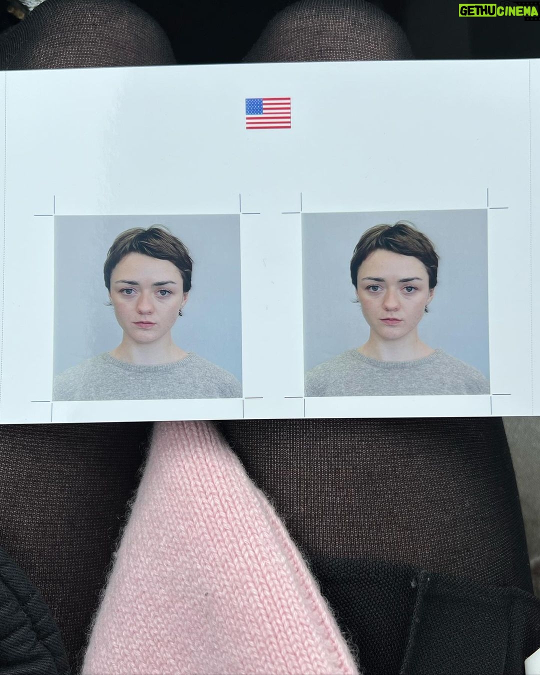 Maisie Williams - 310.8K Likes - week 1 of the gp diet
and by gp i mean gwyneth paltrow x