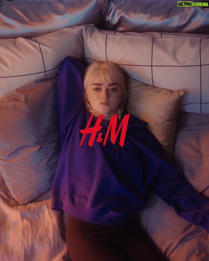 Maisie Williams Instagram - I am pleased to finally share the news of my partnership with H&M as ✨Global Sustainability Ambassador✨ and I cannot wait for you all to see what we have been working on. 💌 In this role, I will be working closely with experts within H&M to drive their sustainability initiatives and shape the path towards an accessible and circular fashion future. The long term goal is to use 100 percent recycled or other sustainably sourced materials for textiles across the entire H&M Group by 2030. ♻️ It’s time to take action and create more viable production circuits in fashion to protect our planet for the next generation. 🌎 🌱 @hm #jointherecyclingrevolution #looopit #letschangefashion