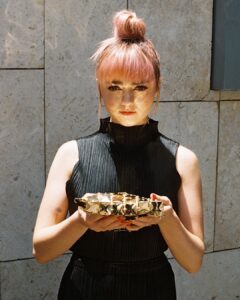 Maisie Williams Instagram - thank you to everyone who came down for our last game of thrones comic con panel, i laughed lots and i hope you did too. i partnered #withFarfetch to create these looks and they got me feeling all kinds of 🧚🏼‍♀️ photos by @reubenselby San Diego, California