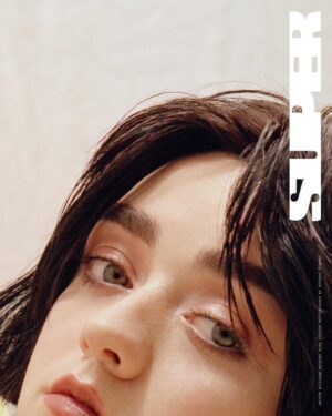 Maisie Williams Instagram - @super___magazine 
whole___new___world
🌎🌍🌏
Words @georgie_wright_
Photography @richarddowker
Styling @giovannibedafolco
Hair @wakaadachi
Makeup @mwhite_makeup 
Thanks to 
RiDa Studios and Pixipixel