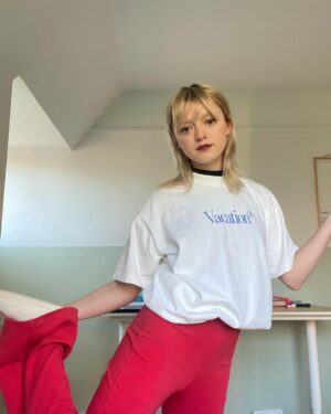 Maisie Williams Instagram - ʷᵒʳᵏⁱⁿᵍ ᶠʳᵒᵐ ʰᵒᵐᵉ