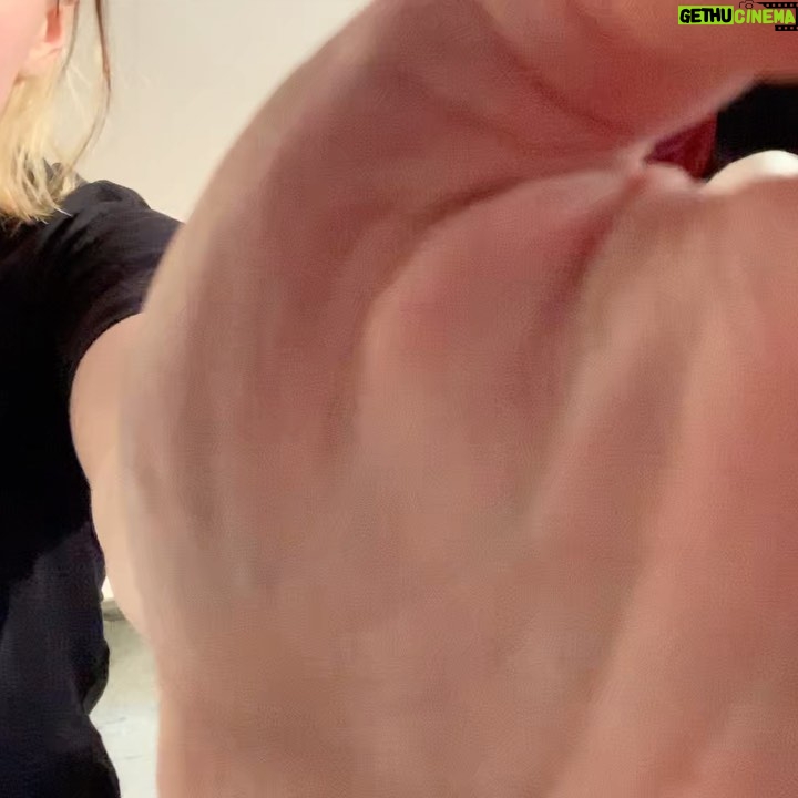 Maisie Williams Instagram - ²⁰²⁰ ᵉⁿᵉʳᵍʸ ᵇᵒᵃʳᵈ