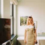 Maisie Williams Instagram - thank you to everyone who came down for our last game of thrones comic con panel, i laughed lots and i hope you did too. i partnered #withFarfetch to create these looks and they got me feeling all kinds of 🧚🏼‍♀️ photos by @reubenselby San Diego, California