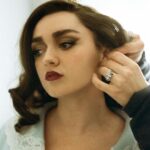 Maisie Williams Instagram - the first 3 episodes of ‘the new look’ are now streaming on @appletv ❣️ tune in every wednesday ✨ after planning this press tour for 2 years, it has been such a joy to wear these unbelievable vintage pieces, pulled from the archives of the most iconic fashion houses that have graced us over the last 7 decades 🧵🪡 i owe it all to the incredible @katefoley and @alexandracronan of @studioand for putting so much care and love into their work, thank you so so much 🤍 fashion is fun, fashion is our history, and creating these looks has been every bit as rewarding as creating this incredible show. i hope you enjoy what we’ve made styled by: @studioand @katefoley @alexandracronan assisted by: @tallula_m and @flothompson_ wig: @neciashairstyling photographer: @kobewagstaff LA makeup: @kirinrider hair: @nikkiprovidence   NY hair: @errolkaradag makeup: @Alliesmithmakeup makeup: @michaelabosch nails: @ohmynailsnyc   look I wearing 1960s @balenciaga from @etereovintage hat: @noelstewart sunglasses: @akila.la gloves: @paularowanglove shoes: @paristexas_it tights: @wolford bag: Vintage @dior Bee Purse look II - @thedrewbarrymoreshow vintage @viviennewestwood 1990s two piece from @Aralda.vintage corset: @Agentprovocateur hat: @Alexandracronan Leopard Pillbox Hat gloves: @paularowanglove shoes: @manoloblahnik tights: @wolford look III wearing vintage @dior blouse and @junyawatanabe skirt from @Aralda.vintage corset: @agentprovocateur shoes: @rogervivier tights: @wolford look IIII - @jimmyfallon wearing @erdem corset: @Agentprovocateur hat: @noelstewart gloves: @paularowangloves shoes: @manoloblahnik tights: @wolford look V wearing archive @commedesgarcons from @mon_vintage hat: @noelstewart gloves: @paularowangloves shoes: @paristexas_it tights: @wolford