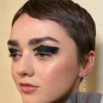 Maisie Williams Instagram - gq men of the year awards the awards the men amen @britishgq @bulgarihotels #bulgarihotellondon Bulgari Hotel London