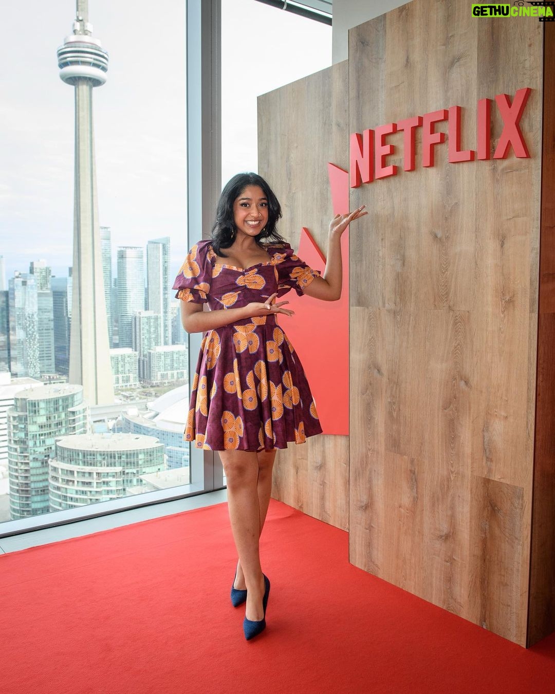 Maitreyi Ramakrishnan Instagram - Had a blast celebrating the new @netflixca office in Toronto! Thank you for inviting my Mississaugan self. My house warming gift is in the mail I swear🛋️🪴❤️(ALSO THERES A ROOM NAMED AFTER DEVI?? WHAT??) 📸: courtesy of George Pimentel/Netflix