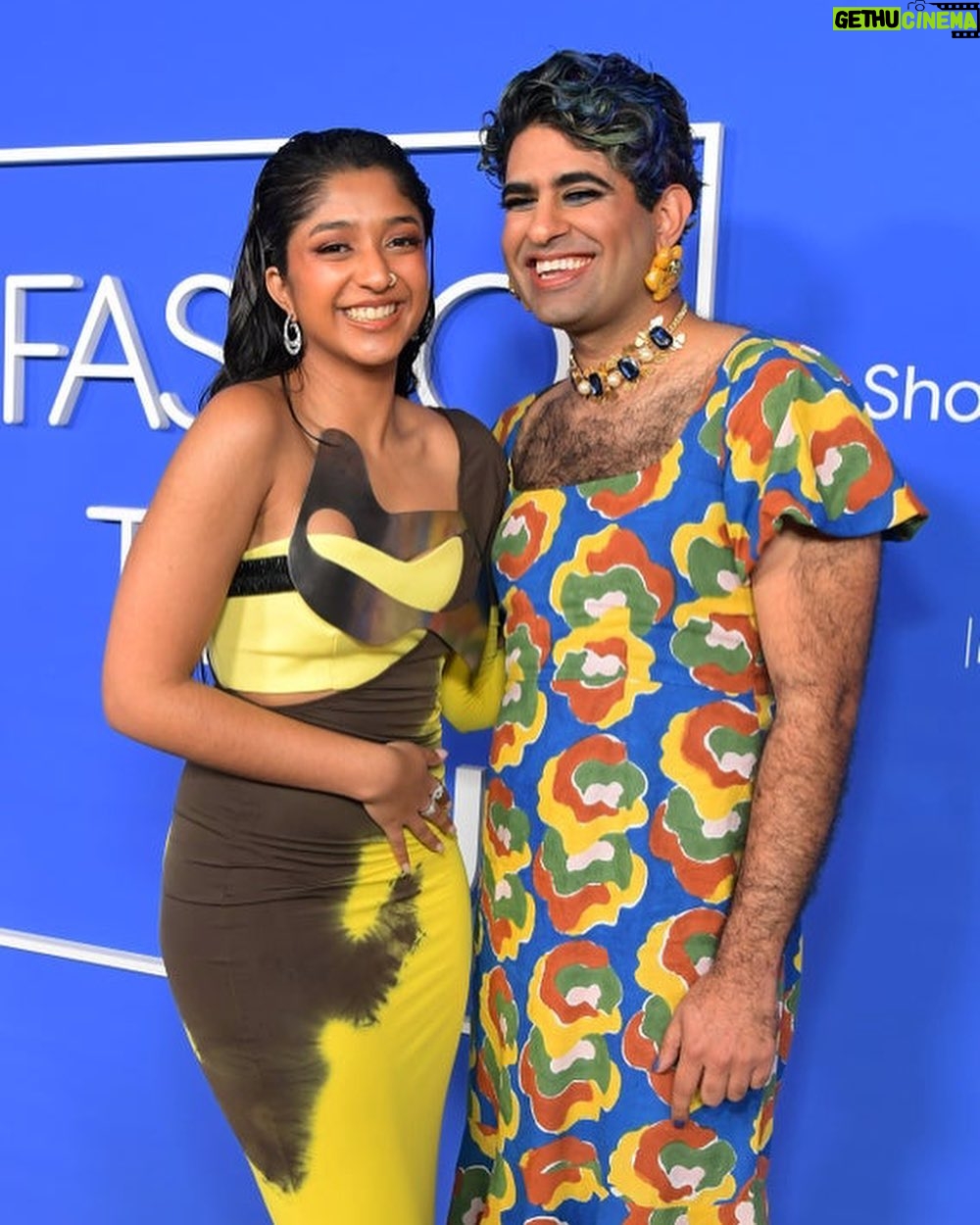 Maitreyi Ramakrishnan Instagram - got to be a true fashion girlie with other fashion girlies and it was great @fashiontrustus ⭐️✨