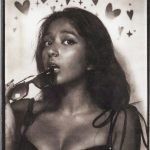 Maitreyi Ramakrishnan Instagram - choose your fighter🖤✨ @bryant @boothbybryant