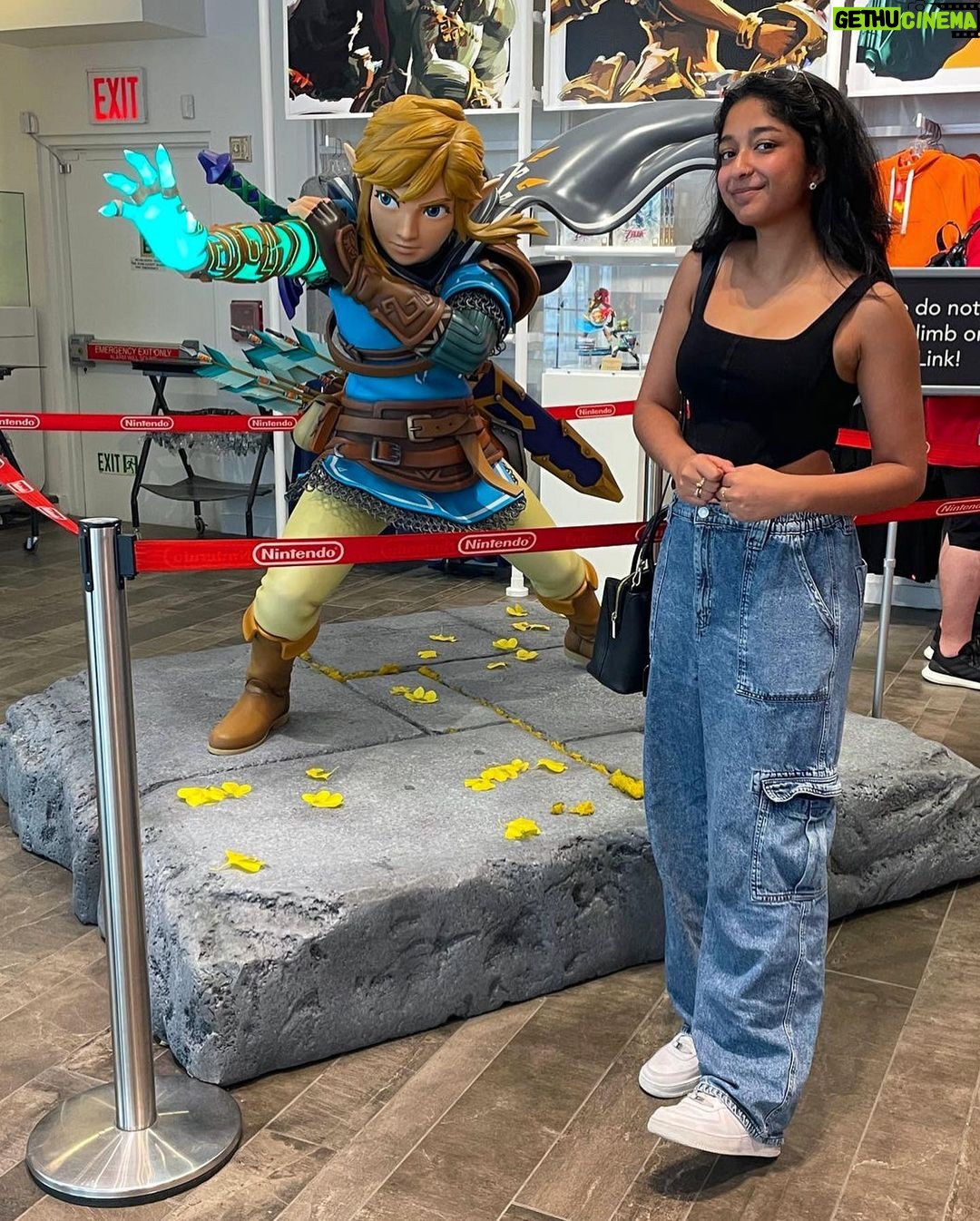 Maitreyi Ramakrishnan Instagram - always gotta go to the Nintendo store when in NYC (swipe to see my new tattoo🧚🏽✨) NintendoNYC