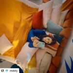 Majid Al Muhandis Instagram – #Repost @mobily with @use.repost
・・・
كل عام وأنتم بخير وأحبابكم حولكم..
بوجودهم تحلى أيامكم وتطيب بقربهم لياليكم 💙
#حسك_بالدنيا
#رمضان