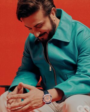 Majid Al Muhandis Instagram - من جلسة تصوير GQ  @gqmiddleeast 

Words: @babylon.doll

Photography: @xx_niquita_xxi

Styling: @keanoushdarosa

Producer: @steff.producer

Editorial Assistant: @monique.spearman

Set Design:@kitdmit @kitavin.studio

Grooming: @le.kairouz

Fashion Assistant: @thesheraz 

Lighting Assistant: Jaypee Hardan
Agency: @humanagementme
 

#GQMenOfTheYear2022  #GQMOTY