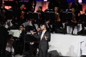 Majid Al Muhandis Instagram - من حفل #اللوفر  بمناسبة الذكرى الخامسة لافتتاحه في #أبوظبي  عاصمة اماراتنا الحبيبة استمتعنا بهذا الصرح الثقافي المبهر من تنظيم  شركة @moments.events