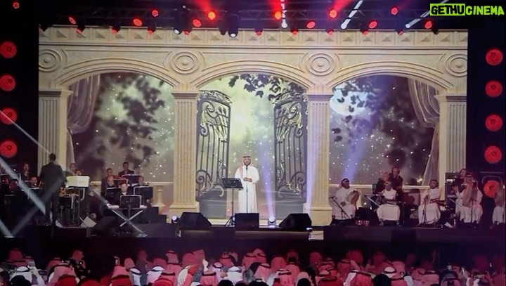 Majid Al Muhandis Instagram - حفلة #الشرقية على قناة روتانا يوتيوب ❤️ @rotanamusic