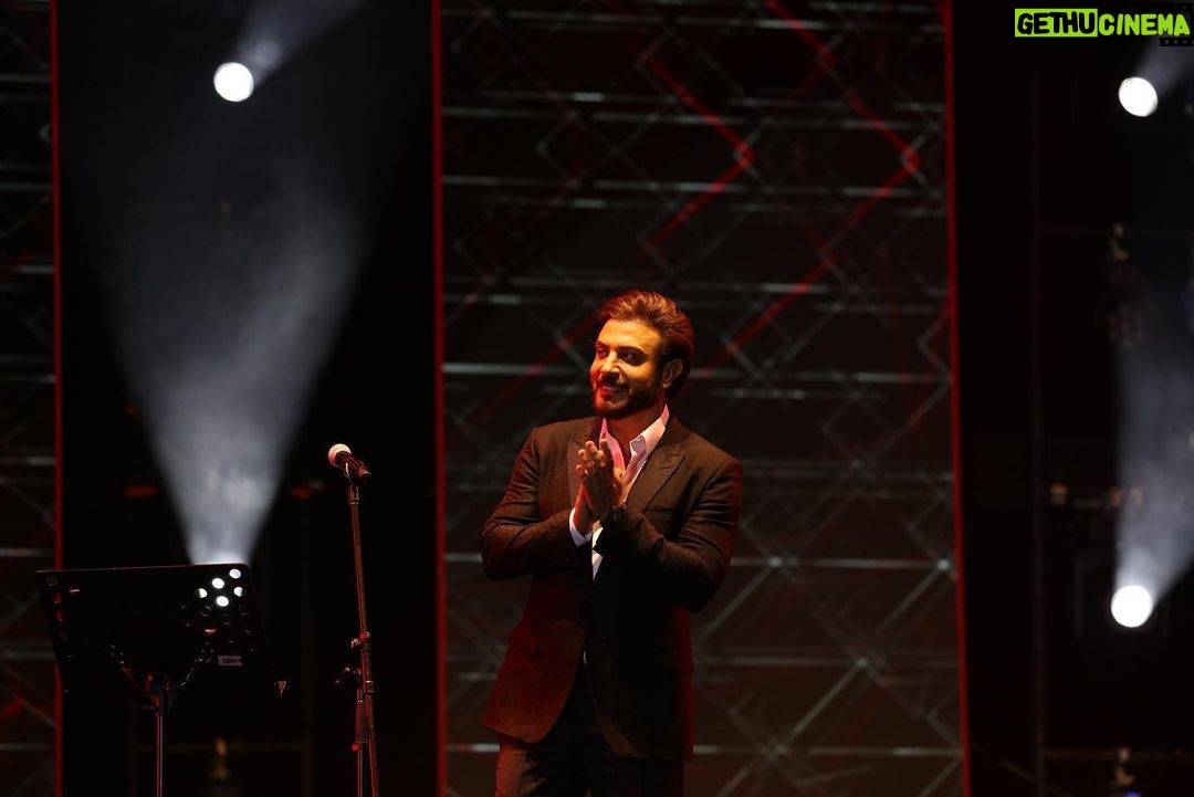 Majid Al Muhandis Instagram - كل عام والامارات بالف خير شكرا على الحفاوة والاستقبال والتنظيم المتميز لدائرة الثقافة و السياحة في ابو ظبي بمشاركة الفنانة الرائعة #اصيل_هميم @Dctabudhabi @abudhabievents @aseelhameem @Bassamalturk