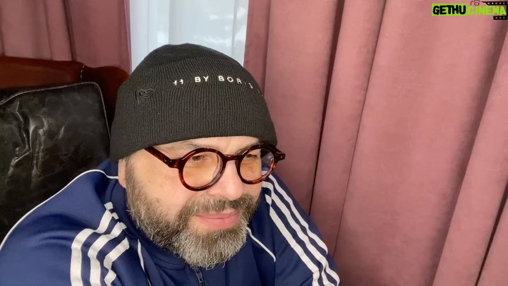 Maksim Fadeev Instagram - Привет! Остается три дня до завершения приема работ на конкурс аранжировщиков. Ловите новый обзор и голосуйте в комментариях за лучшую работу (от 01 до 14) 🤌 (Все 14 в пост не вмещаются - их можно послушать в нашем чате «ФАДЕЕВ И МУЗЫКАНТЫ» в тг. Ссылка - в сториз 💫)