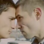 Maksim Fadeev Instagram - В последний месяц мои друзья и коллеги интересуются моим мнением про «Слово пацана». Я его посмотрел и сразу вспомнил наш клип с Григорием Лепсом «Орлы или вороны». Он вышел еще 8 лет назад, в нем мы постарались четко передать дух того времени - 70-е -80е. В нашем клипе нет ни одного актера, это простые люди, жители Кургана и мои друзья. «Орлы или вороны» и «Слово пацана» - про ту самую собирательную «улицу». Я - тот человек который был внутри этого «мира». Улица - это настоящий полноценный «мир»/ «институт» - со своими правилами, кодексом чести, музыкой, поведенческими особенностями. Это - отдельный культурный пласт. Он существует и сегодня, и он был 25 лет назад, только раньше в нем было больше «романтики», искренности, веры в героизм. Кстати, я был лично знаком с ребятами из Казани, чьи прототипы вы можете увидеть в сериале. Ваш покорный слуга также в юношестве был в подобной «банде». Правда, раньше мы называли это просто «компанией». Я вырос в Кургане в маленьком поселке Энергетики. Судьба моих друзей детства сложилась по-разному. Одному Богу известно, как я умудрился в итоге стать музыкантом и не свернуть на «кривую» дорогу. Я вырос на улице, мы жили в коллекторах, дрались «стенка на стенку». Моя память о том времени - два ножевых ранения. Что касается возгласов на тему того, что такие сериалы негативно влияют на детей и подростков и их надо запретить. В свою очередь я готов подготовить список факторов, которые в действительности влияют на неокрепшие умы - например, новости, которые идут без цензуры, сайты, которые дети могут посещать без ограничений. Не заметил, что законодатели сильно этими вопросами обеспокоены. «Слово пацана» будет за границами этого списка. Как педагог, я могу говорить уверенно, что никакого влияния он на умы не оказывает. В мое время мы сбивались в «банды» не потому, что по ТВ шли фильмы про бандитов. Нам просто нечего было делать, потому что в округе был только кинотеатр в полутора часах езды от нашего района. Если мы будем отменять все фильмы и сериалы про банды, тогда нужно отменить все фильмы про войну, нужно отменить боевики как жанр. Продолжение - в комментариях 👇🏻