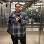 Maksim Fadeev Instagram – Столько идей и планов, аж разрывает хочется разболтать!🤣 Но теперь, я уже молчу! В моей жизни было много случаев воровства идей и разных проектов! По этому, очень осторожно, молча! А у вас, случаи кражи ваших идей были? Пишите, мне интересно! И вообще, как вы относитесь к плагиату?