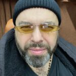 Maksim Fadeev Instagram - Всем привет! Скажите, какую вы музыку слушаете? Я имею в виду современную! Напишите свою любимую песню! 🙏🏻