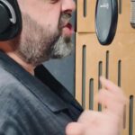 Maksim Fadeev Instagram – «Брат» 
Немало было разного –
Всё помнит старый двор
И сильные за слабого
Держали разговор
Как стая, до последнего, 
Всегда плечом к плечу
И это, без сомнения,
Останется на всю

Припев
Это же не просто слова, 
Если голос от них дрожит
Знаешь,  нелегко удержать,
То, что в сердце хранится жизнь
Шли, не обернувшись назад, 
Собирая спиной ножи 
Я хочу сказать тебе, Брат: 
Спасибо за то, что ты жив

Бегут минуты быстрые,
Как талая вода
Душой мы были чистыми
Казалось, навсегда…
Ведёт дорога длинная
От встреч и до потерь
И долгими и зимними
Здесь встретимся не все…