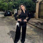 Malak Ahmed Zaher Instagram – From the closing ceremony of ICCE X Samsung 🖤✨ 
@samsungegypt 

Outfit @__mamzi__ 
Makeup @dinaelkasheff 
Hair @alfredandmina