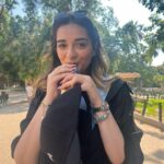 Malak Ahmed Zaher Instagram – Happiest 21 year old kid in the world 😅 

This is how i spent my day, went to the zoo to see my favorite animal 🦒 then went to eat my favorite meal since i was 12 , and lastly went home to the sweetest surprise from the closest people to my heart❤️ isn’t this the best birthday anyone could ever ask for ? 

It’s always the little things that make me happy, can’t thank you guys enough for making my day so special i love you all..you know yourselves 🥰 

عيد ميلادي ال ٢١ كان مختلف نقدر نقول ان بالمنظر ده لما جمعت الصور ورا بعض و شفت انا قضيت يومي ازاي لا ده عيد ميلادي ال ١٢ كده🤪😂 

دايما الحجات الصغيرة هي الي بتبسطني و كفايا وجود الناس الي بحبها جمبي و احساسي بحبهم و انهم عايزين يسعدوني عايزة اشكرهم واحد واحد و اقلهم اني بحبهم اوي و انهم غاليين عندي اوي و هما عارفين نفسهم💙
