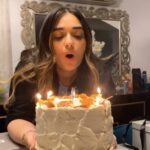 Malak Ahmed Zaher Instagram – Happiest 21 year old kid in the world 😅 

This is how i spent my day, went to the zoo to see my favorite animal 🦒 then went to eat my favorite meal since i was 12 , and lastly went home to the sweetest surprise from the closest people to my heart❤️ isn’t this the best birthday anyone could ever ask for ? 

It’s always the little things that make me happy, can’t thank you guys enough for making my day so special i love you all..you know yourselves 🥰 

عيد ميلادي ال ٢١ كان مختلف نقدر نقول ان بالمنظر ده لما جمعت الصور ورا بعض و شفت انا قضيت يومي ازاي لا ده عيد ميلادي ال ١٢ كده🤪😂 

دايما الحجات الصغيرة هي الي بتبسطني و كفايا وجود الناس الي بحبها جمبي و احساسي بحبهم و انهم عايزين يسعدوني عايزة اشكرهم واحد واحد و اقلهم اني بحبهم اوي و انهم غاليين عندي اوي و هما عارفين نفسهم💙