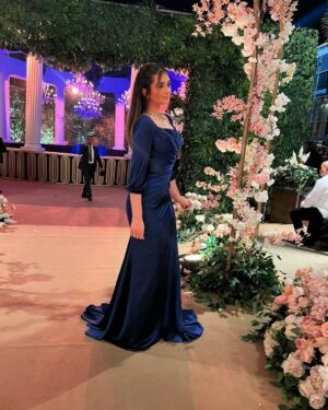 Malak Ahmed Zaher Instagram - In my ultimate favorite color💙✨ 

👗@eslam_saad_designer 
💄 @dinaelkasheff 
💇🏻‍♀️ @alfredandmina 
💎 @iramjewelry_