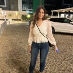 Malak Ahmed Zaher Instagram – شوية صور مهزوزة و انا منكوشة حاجة بسيطة كده 🙆🏻‍♀️