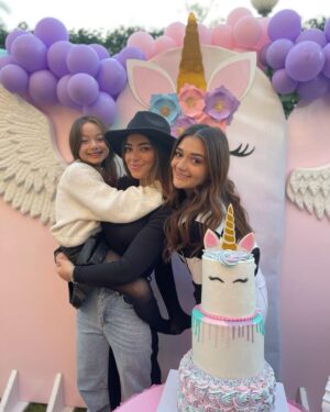Malak Ahmed Zaher Instagram - Happiest of birthdays to my little monkey🐒 
May you always keep shining my little star ⭐️