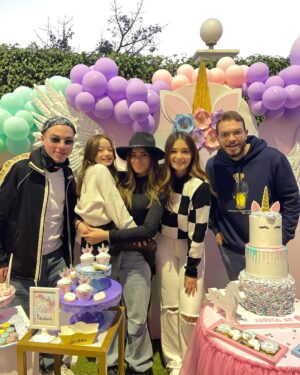 Malak Ahmed Zaher Instagram - Happiest of birthdays to my little monkey🐒 
May you always keep shining my little star ⭐️