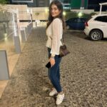 Malak Ahmed Zaher Instagram – شوية صور مهزوزة و انا منكوشة حاجة بسيطة كده 🙆🏻‍♀️