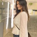 Malak Ahmed Zaher Instagram – شوية صور مهزوزة و انا منكوشة حاجة بسيطة كده 🙆🏻‍♀️