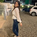 Malak Ahmed Zaher Instagram – شوية صور مهزوزة و انا منكوشة حاجة بسيطة كده 🙆🏻‍♀️