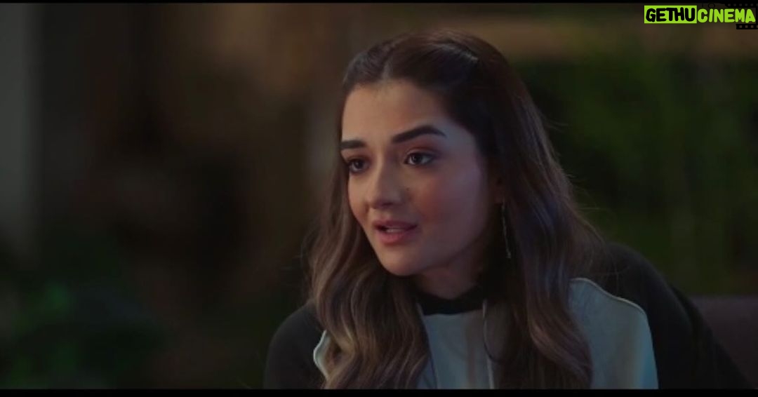 Malak Ahmed Zaher Instagram - و لا انت عايزنا نخسر الفولورز و الاعلانات بسبب غلطة الاستاذ رامي ...... و احنا مالنا ما كل واحد يشيل شيلته ولا انت شايف ايه ؟ 😇 #راندا #حازم #محارب #رمضان٢٠٢٤🌙