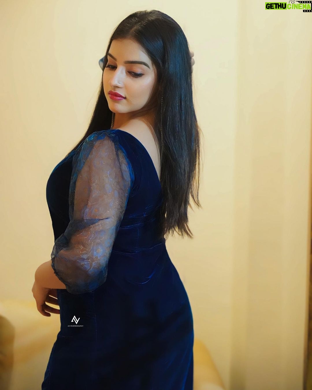 Malavika Menon Instagram - Flawed and fabulous 💕 Shot @av_photography_2255 Mua @wings_styling_centre
