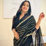 Malavika Menon Instagram - Good vibes only 😍🌈♥️ Alexaa play katchi sera 🎶☺️ Styling : mom @sreekala_24 Mua @_sapnas_makeover Shots @nima_chandran