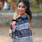 Malavika Menon Instagram - palakad yew beauty ❤️ Shot @baljithm Palakkad