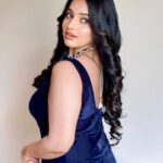 Malavika Menon Instagram – Throw sass around like confetti 🎉 🎊🪻❤️✨😍

Mua @bridal_makeover_hub 
Jewlry @alameen_fashion_jewels 
Attire @blackgold_designingstudio