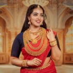 Malavika Menon Instagram - Jewellery is like the perfect spice – it always complements what's already there. Enchanting Heritage @joscojewellers. . . . . #joscojewellers #queensofjosco #enchantingheritage #malavikacmenon #goldjewellery #josco