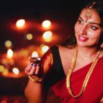 Malavika Menon Instagram - Happy thrikarthika ❤️💕✨May this joyous day fulfill your life with light & fortune✨