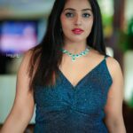 Malavika Menon Instagram - 💖🤍 Mua @beleza_studio_academy @aswathi_sasidharan__ Hairstyle @magik_makeover Jewelry @alameen_fashion_jewels Shot @imagiophotography_official #blue #today #attire #design #mua #shot #hashtag #holiday #evening #instagram