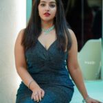Malavika Menon Instagram - 💖🤍 Mua @beleza_studio_academy @aswathi_sasidharan__ Hairstyle @magik_makeover Jewelry @alameen_fashion_jewels Shot @imagiophotography_official #blue #today #attire #design #mua #shot #hashtag #holiday #evening #instagram