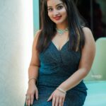 Malavika Menon Instagram - 💖🤍 Mua @beleza_studio_academy @aswathi_sasidharan__ Hairstyle @magik_makeover Jewelry @alameen_fashion_jewels Shot @imagiophotography_official #blue #today #attire #design #mua #shot #hashtag #holiday #evening #instagram