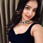Malavika Menon Instagram – Throw sass around like confetti 🎉 🎊🪻❤️✨😍

Mua @bridal_makeover_hub 
Jewlry @alameen_fashion_jewels 
Attire @blackgold_designingstudio