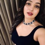 Malavika Menon Instagram – Throw sass around like confetti 🎉 🎊🪻❤️✨😍

Mua @bridal_makeover_hub 
Jewlry @alameen_fashion_jewels 
Attire @blackgold_designingstudio