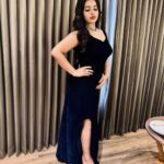 Malavika Menon Instagram – Throw sass around like confetti 🎉 🎊🪻❤️✨😍

Mua @bridal_makeover_hub 
Jewlry @alameen_fashion_jewels 
Attire @blackgold_designingstudio